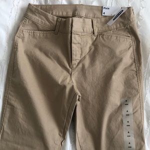 Khaki pixie pant NWT